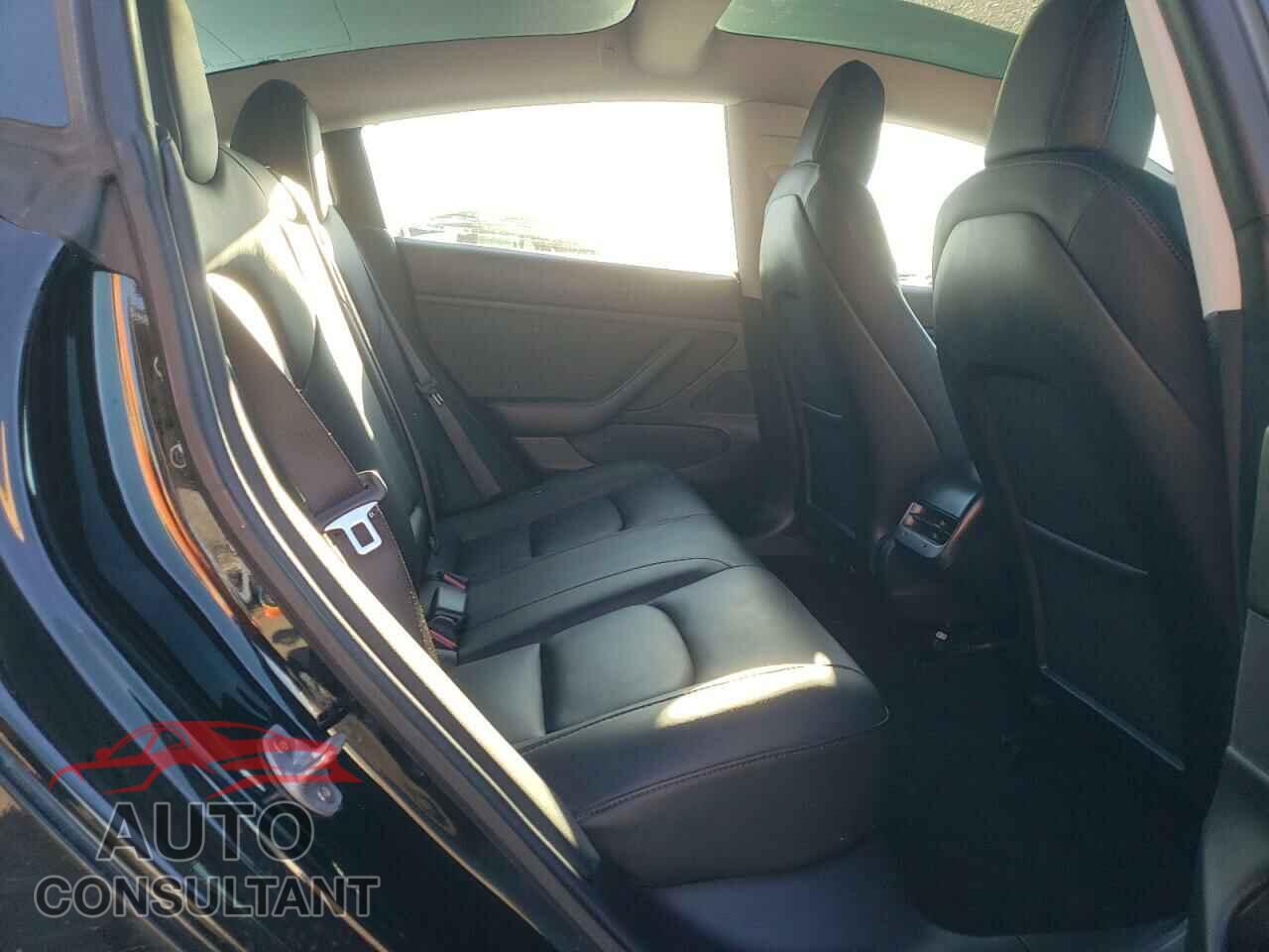TESLA MODEL 3 2019 - 5YJ3E1EA6KF436152