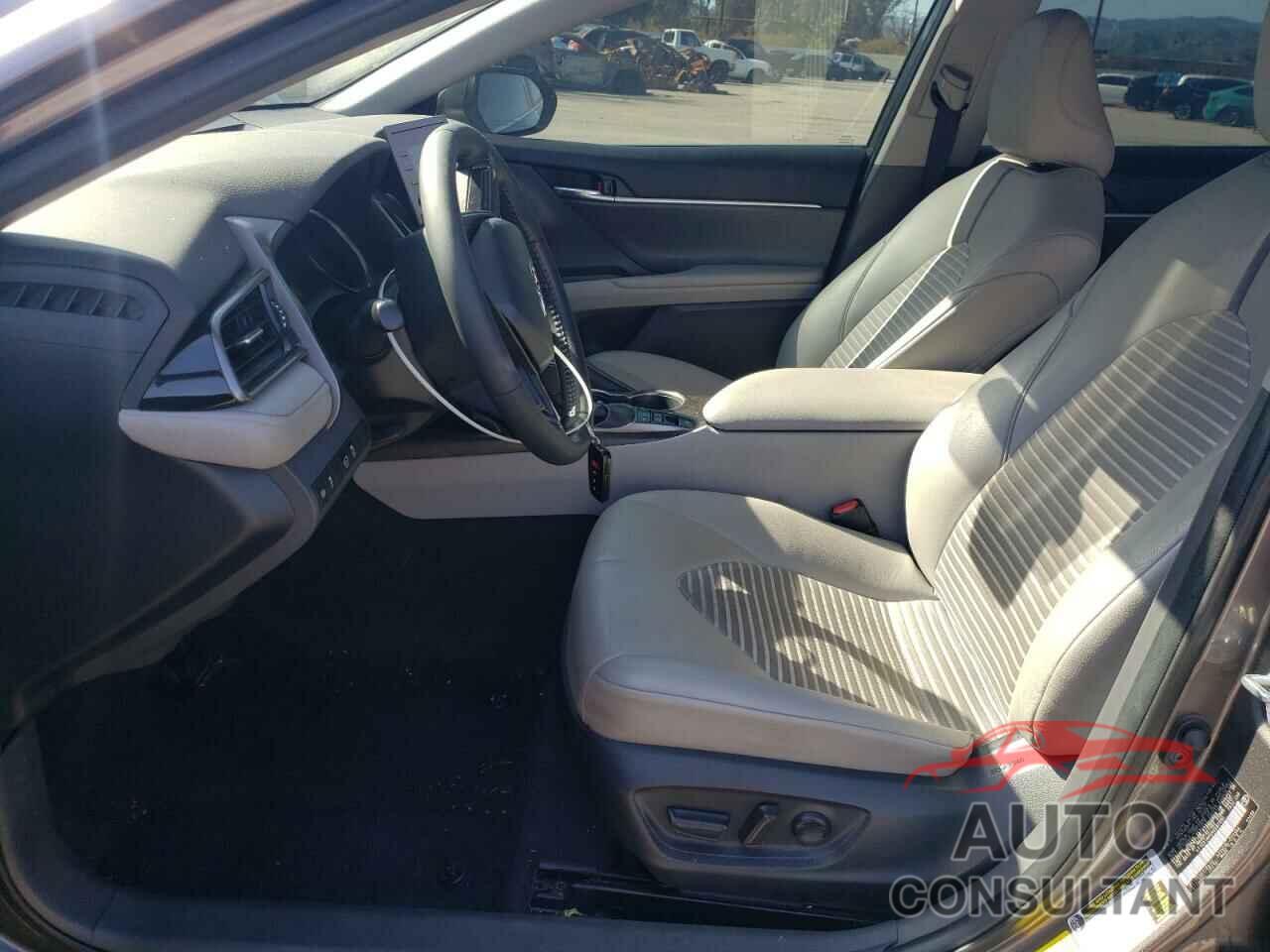 TOYOTA CAMRY 2022 - 4T1G31AK6NU597680