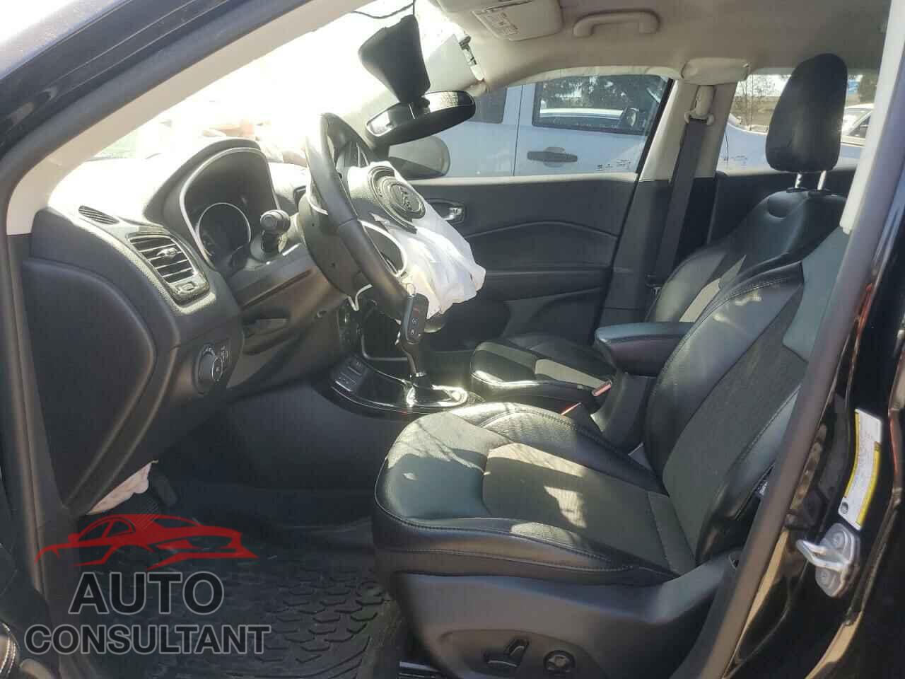 JEEP COMPASS 2020 - 3C4NJCBB3LT102189