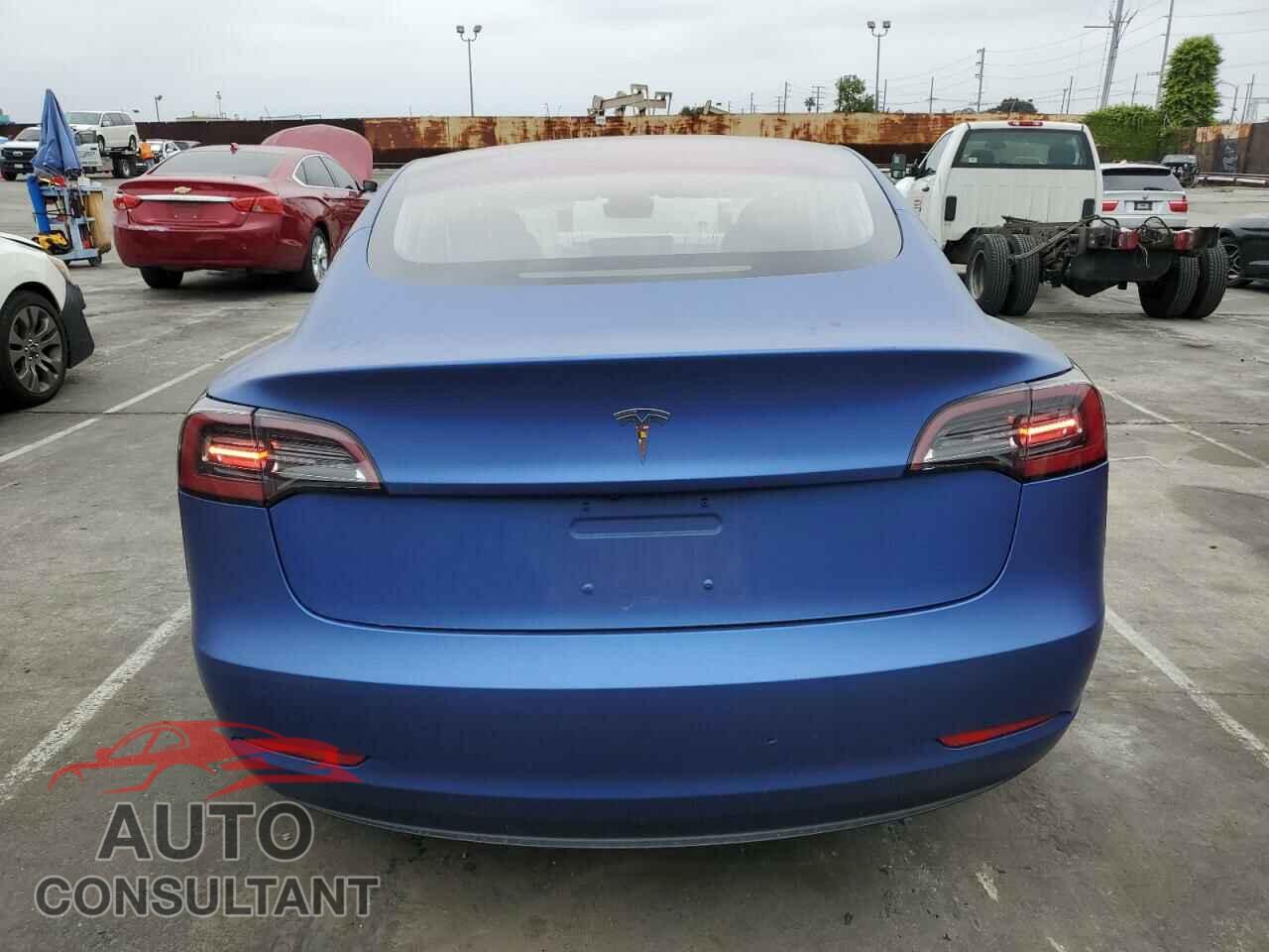TESLA MODEL 3 2018 - 5YJ3E1EA1JF036286