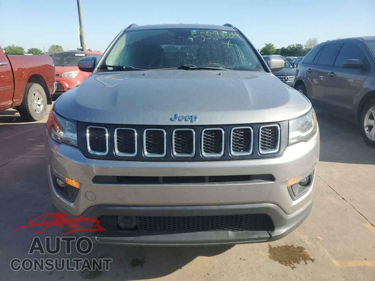 JEEP COMPASS 2018 - 3C4NJDBB2JT392654