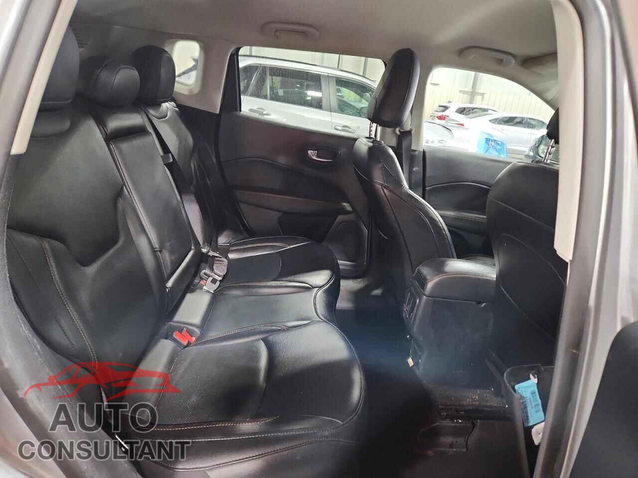 JEEP COMPASS 2021 - 3C4NJDCB9MT553603