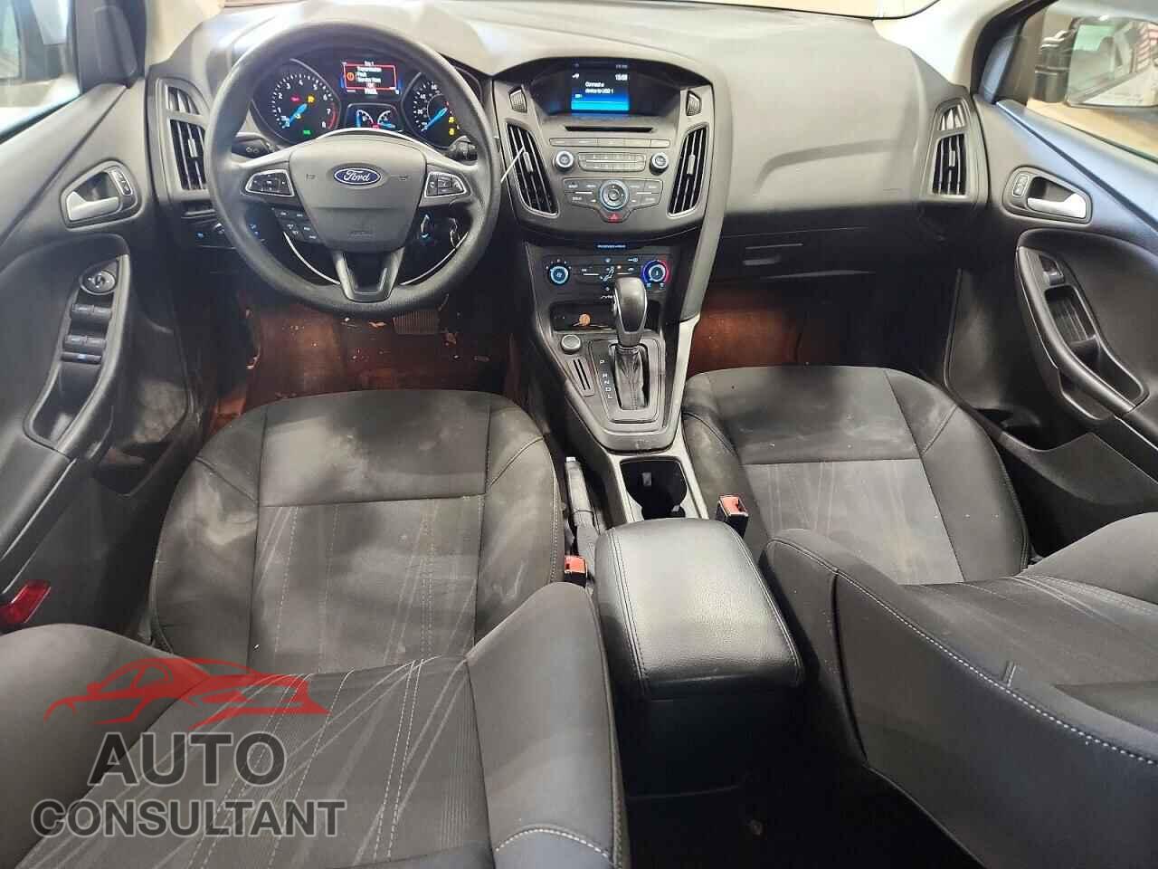 FORD FOCUS 2017 - 1FADP3F2XHL339419
