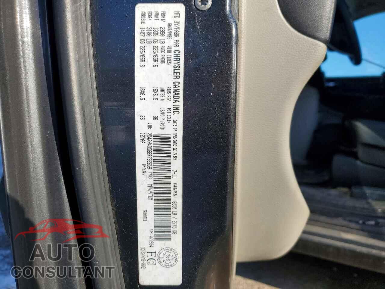 DODGE CARAVAN 2011 - 2D4RN4DG8BR792658