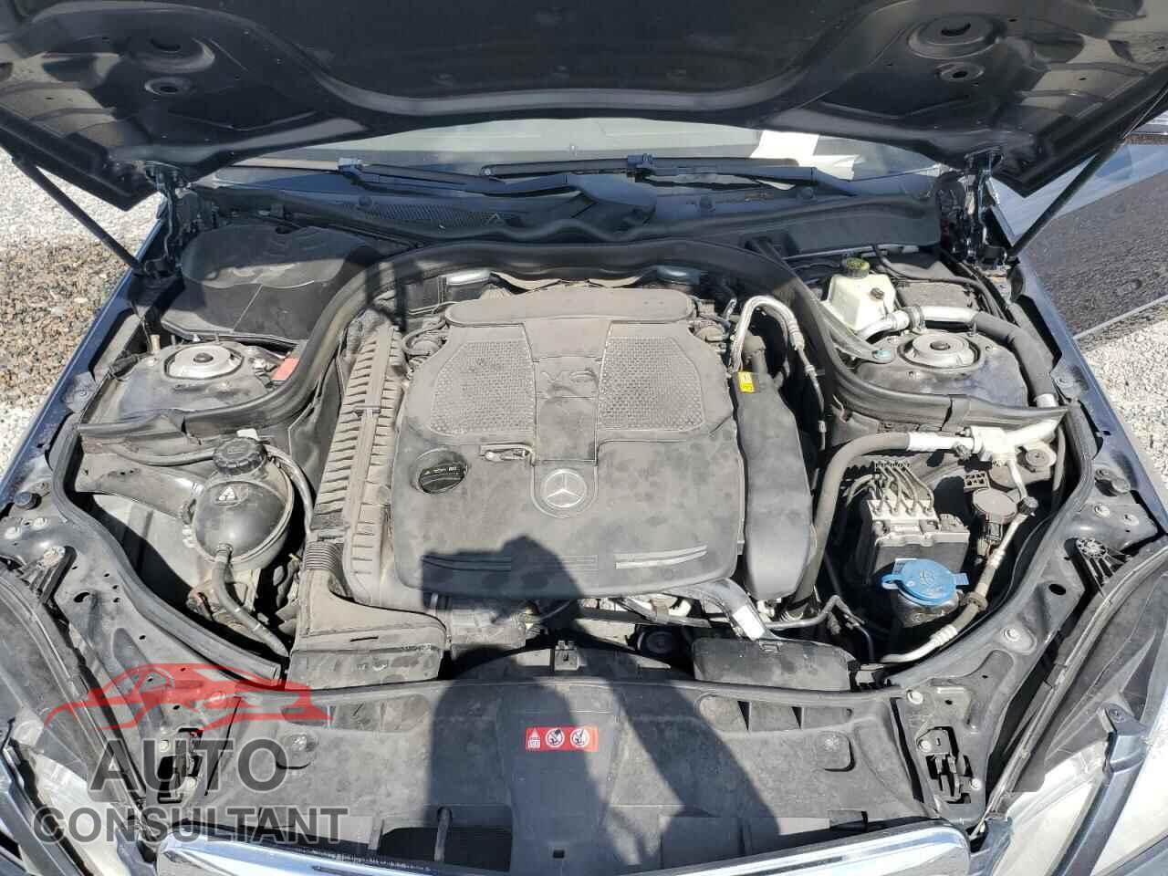 MERCEDES-BENZ E-CLASS 2012 - WDDHF8JB5CA552257