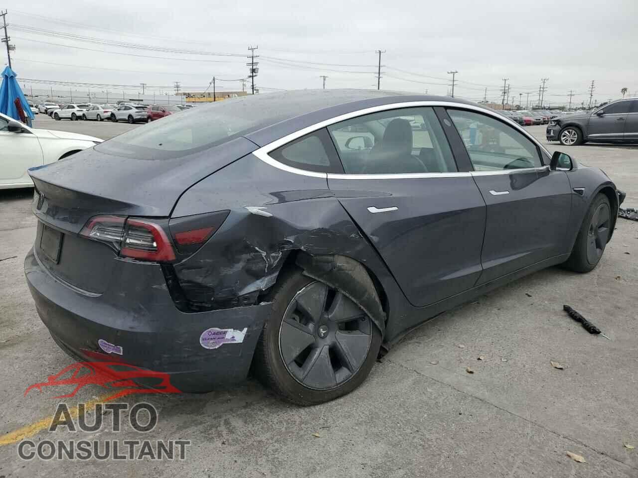 TESLA MODEL 3 2018 - 5YJ3E1EA5JF158388