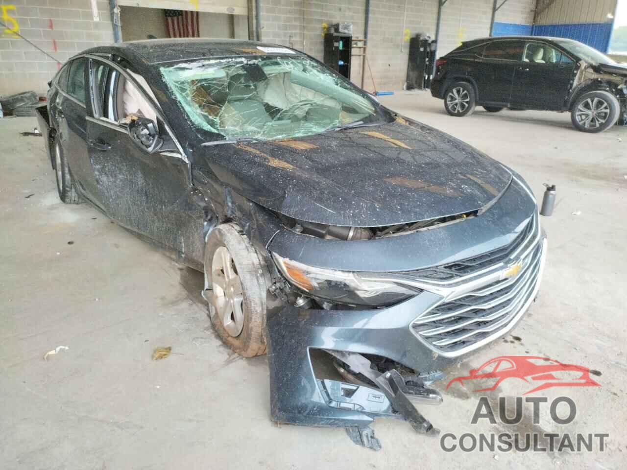 CHEVROLET MALIBU 2020 - 1G1ZB5ST4LF083741