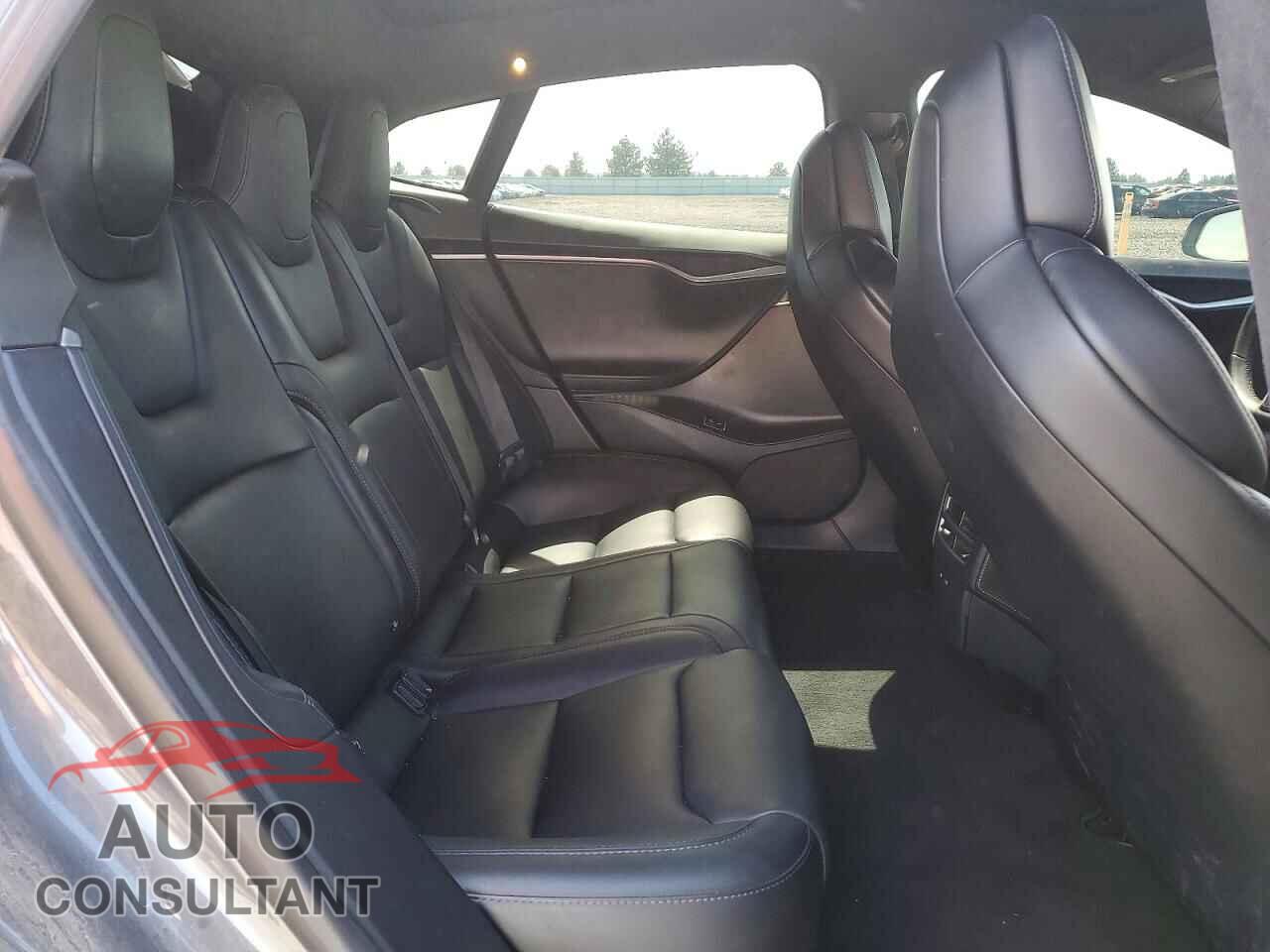TESLA MODEL S 2018 - 5YJSA1E23JF294485