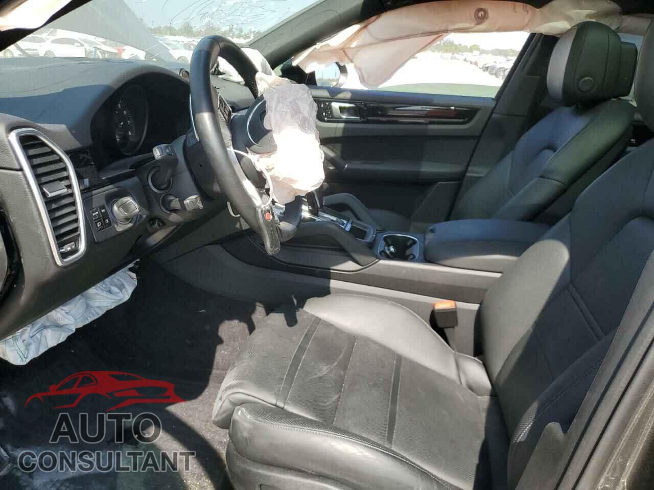 PORSCHE CAYENNE 2021 - WP1BA2AY0MDA42266