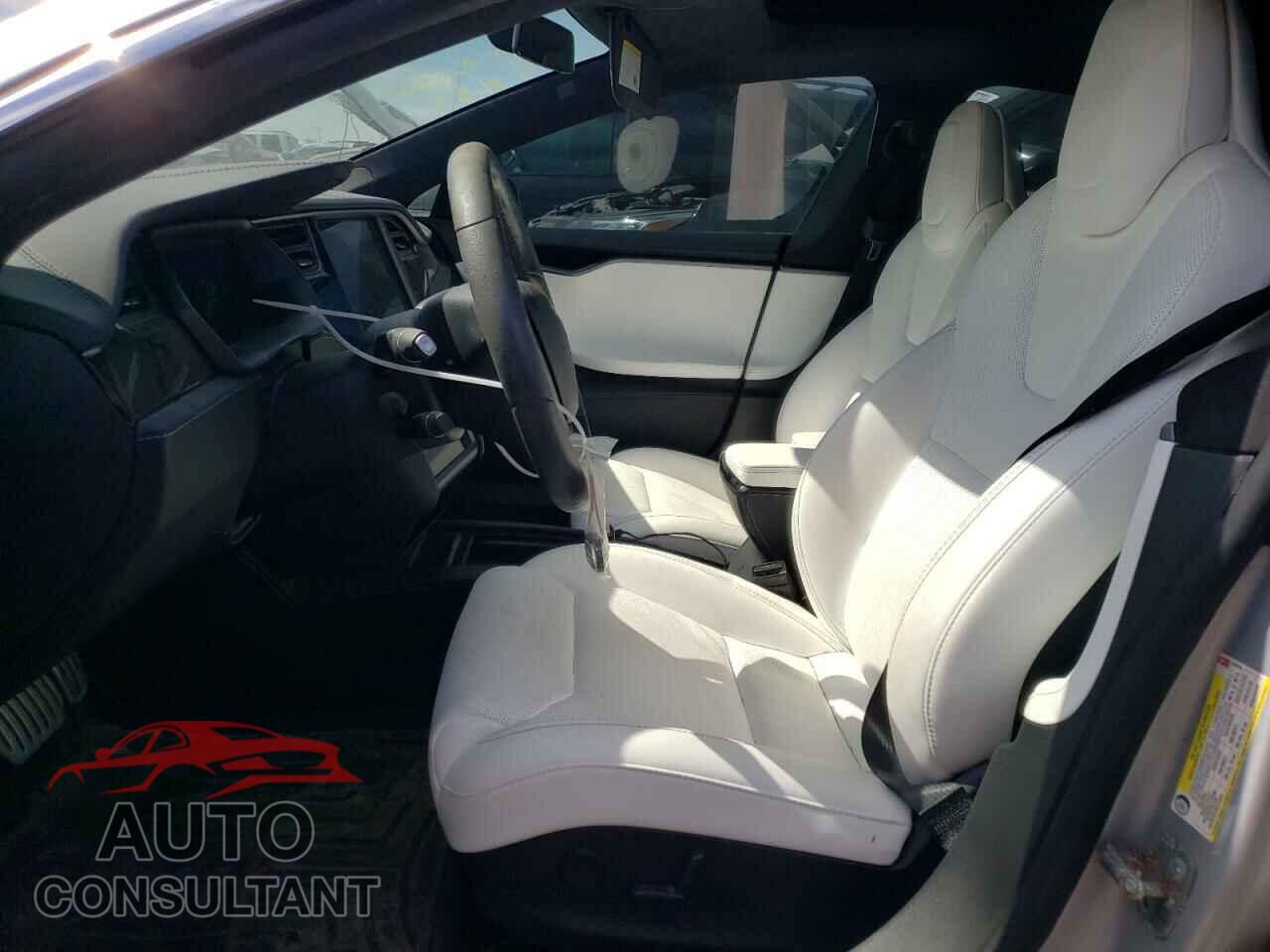 TESLA MODEL S 2018 - 5YJSA1E40JF270310