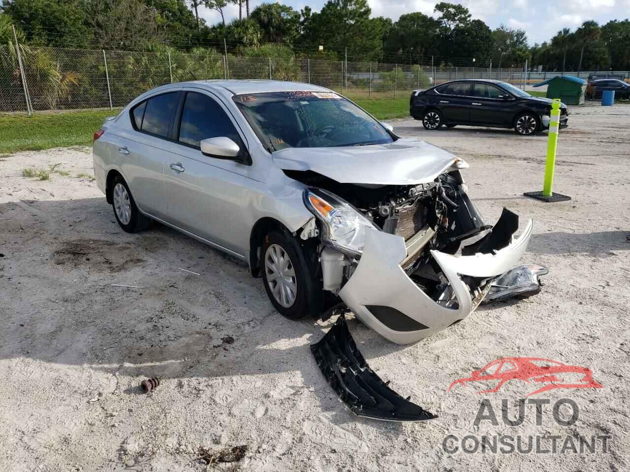 NISSAN VERSA 2017 - 3N1CN7AP1HL902614