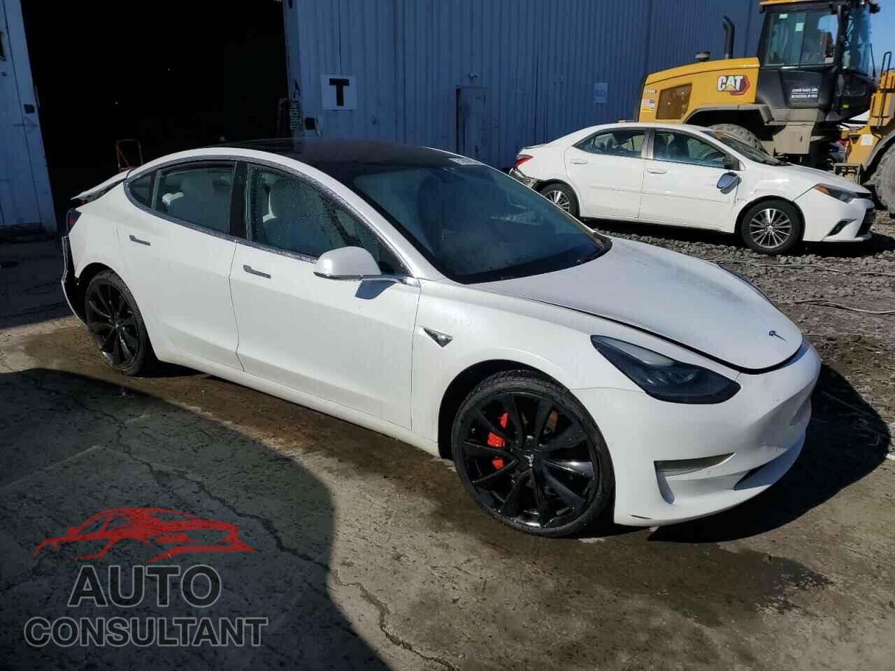 TESLA MODEL 3 2018 - 5YJ3E1EB5JF055822