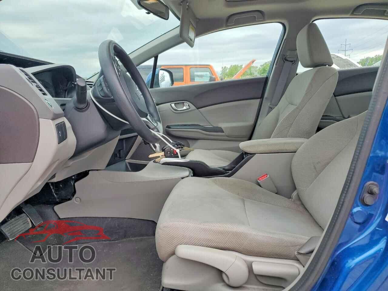 HONDA CIVIC 2012 - 19XFB2F88CE048984