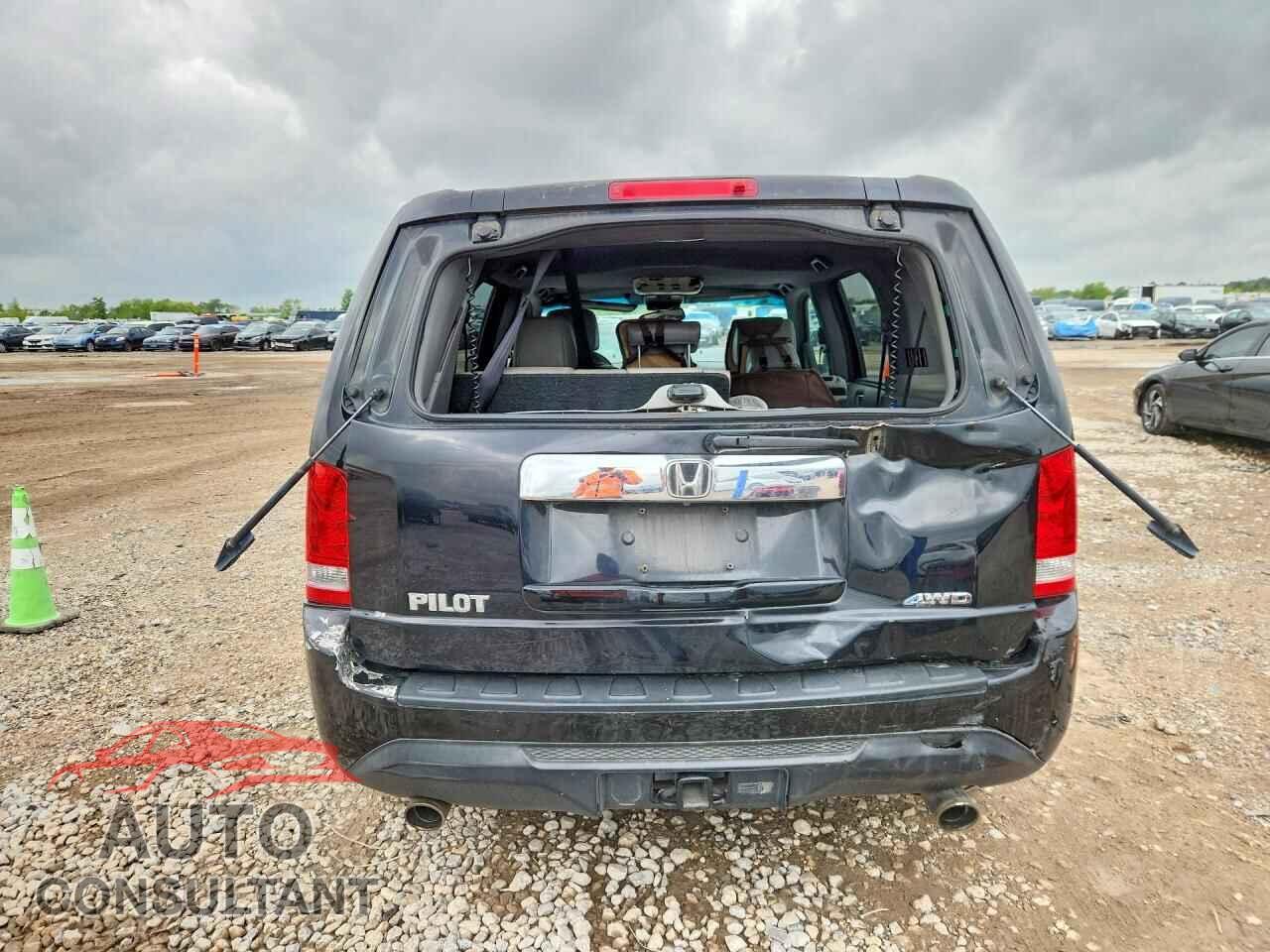 HONDA PILOT 2014 - 5FNYF4H72EB015697