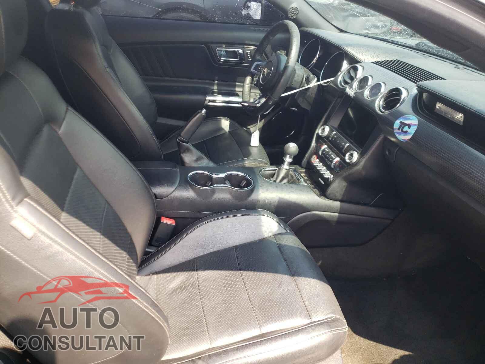 FORD MUSTANG 2017 - 1FA6P8CF8H5329585