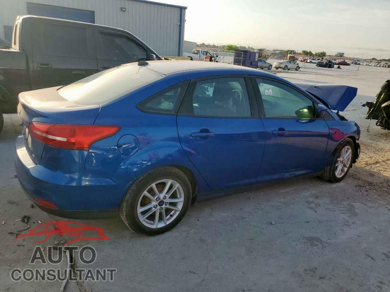FORD FOCUS 2018 - 1FADP3F23JL306865