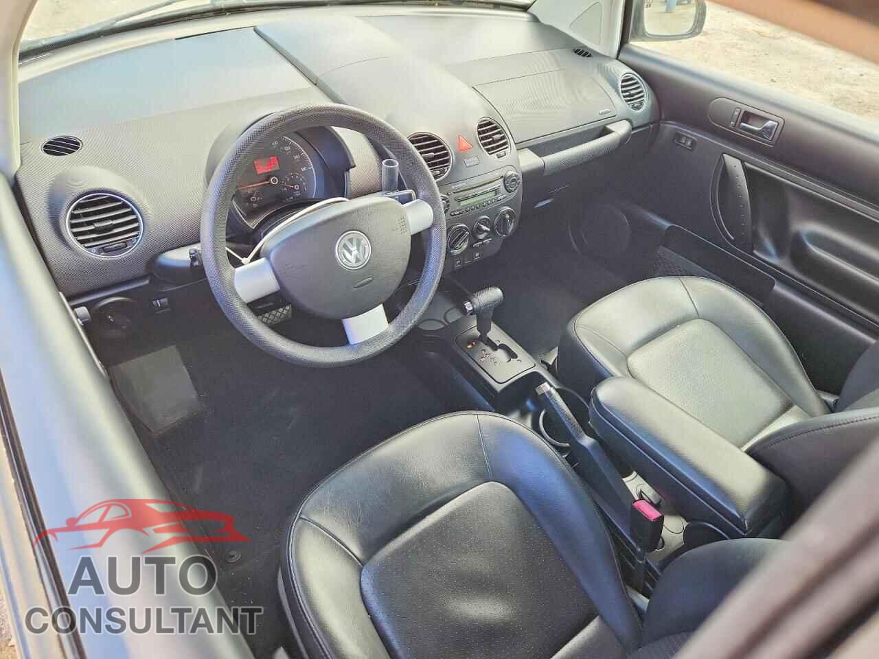 VOLKSWAGEN BEETLE 2010 - 3VWPG3AG6AM018845