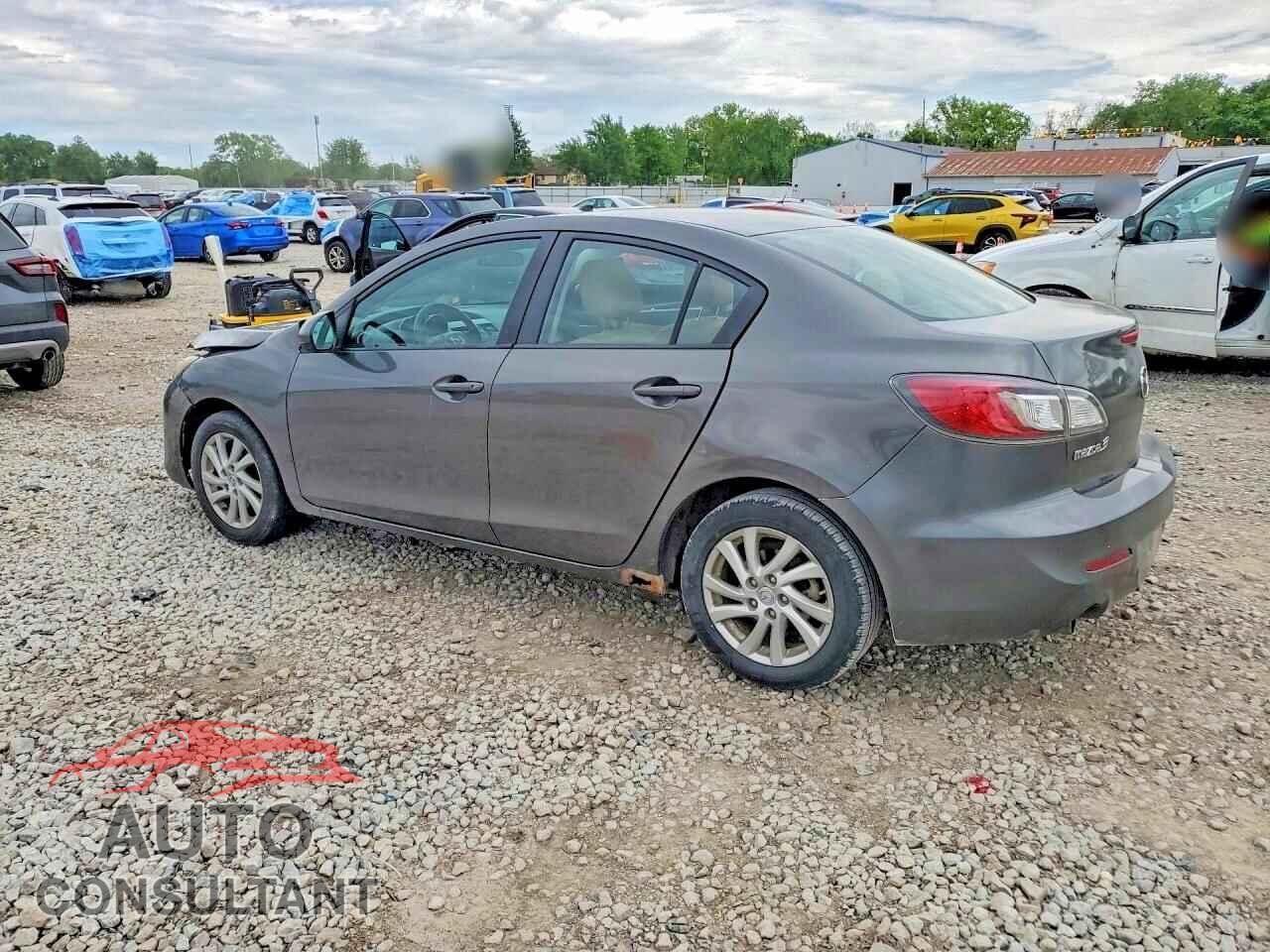 MAZDA 3 2012 - JM1BL1V88C1538206