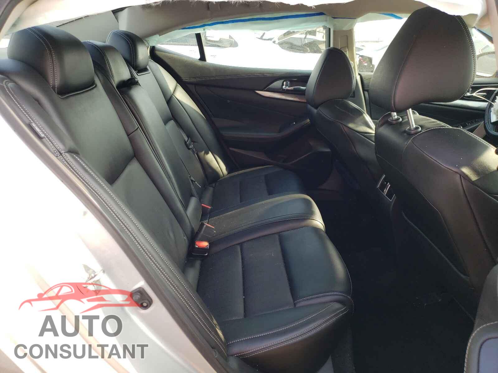 NISSAN MAXIMA 2019 - 1N4AA6AV0KC361962