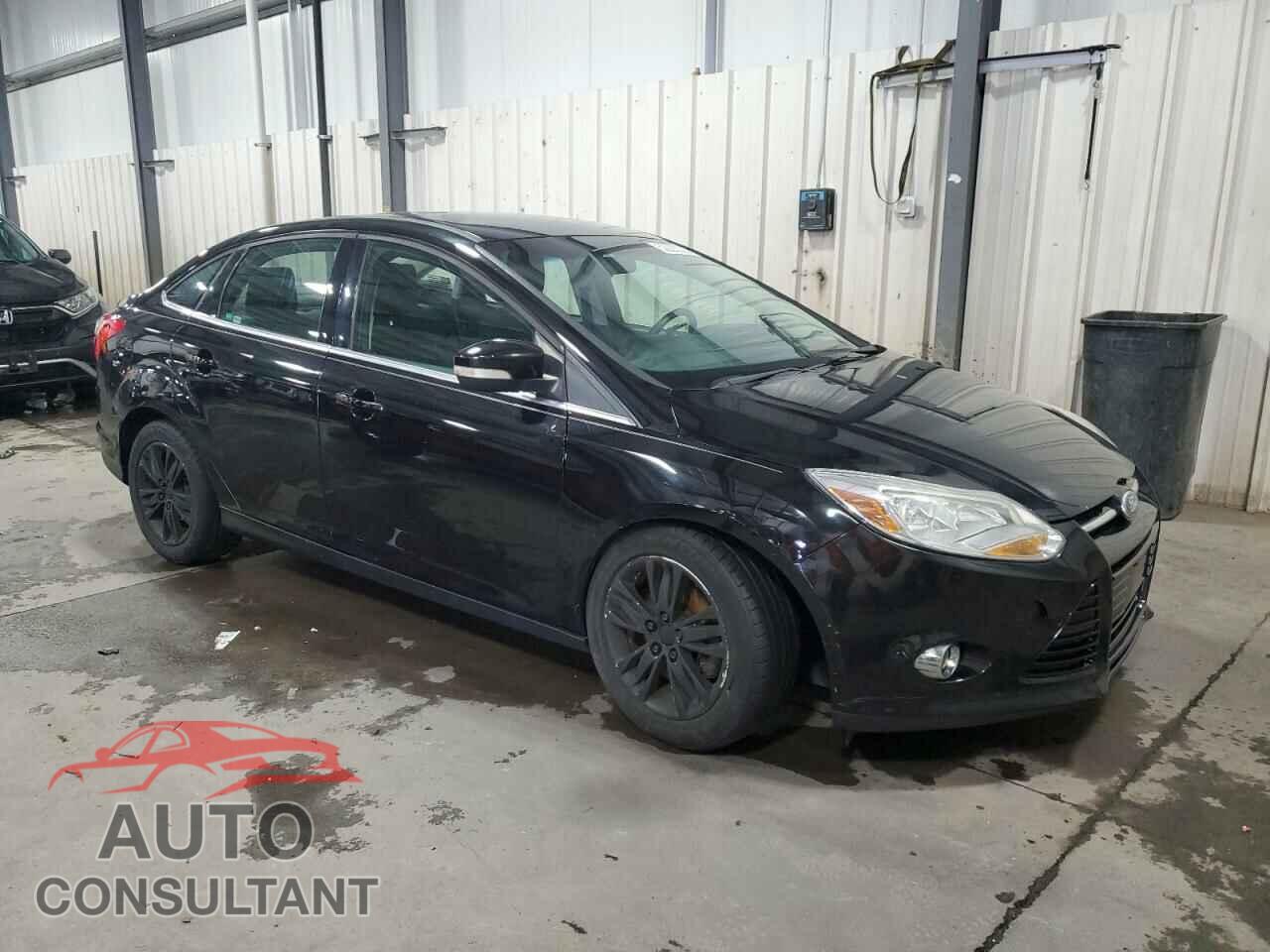 FORD FOCUS 2012 - 1FAHP3H28CL243117