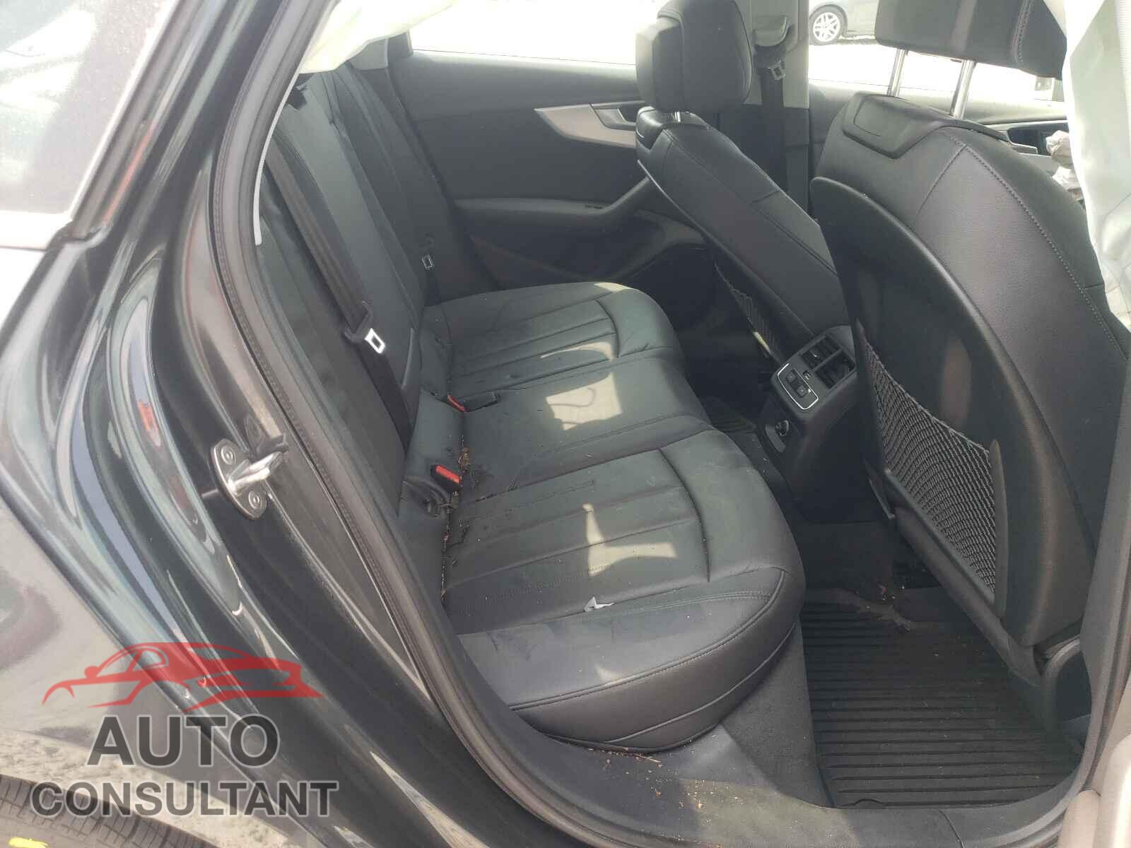 AUDI A4 2018 - WAUDNAF45JA124471