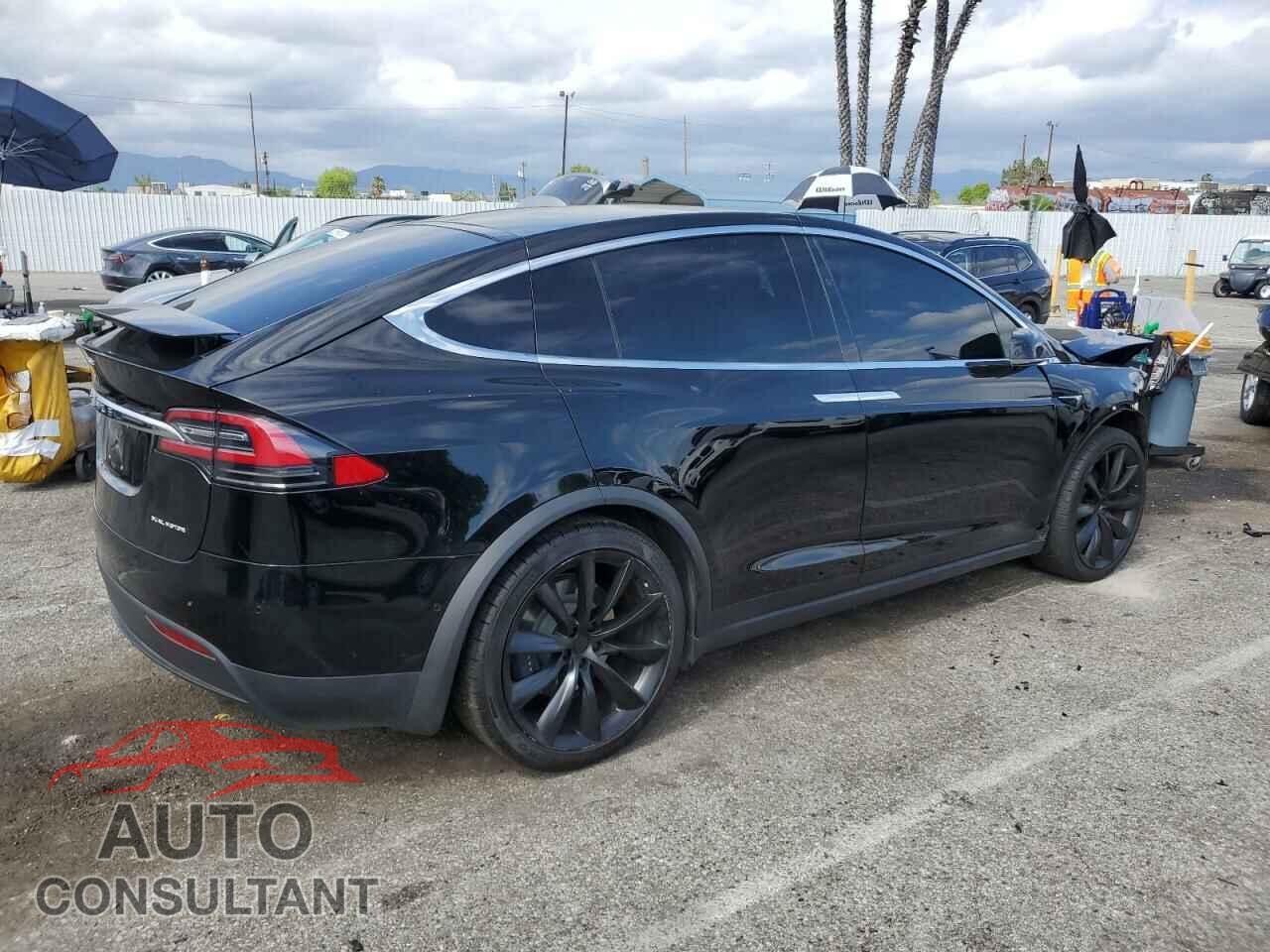TESLA MODEL X 2020 - 5YJXCDE2XLF305230