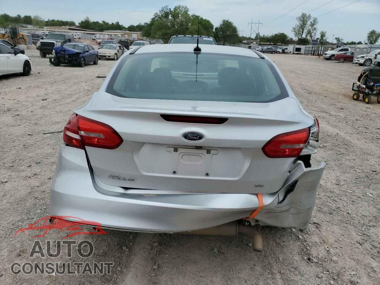 FORD FOCUS 2017 - 1FADP3F2XHL325729