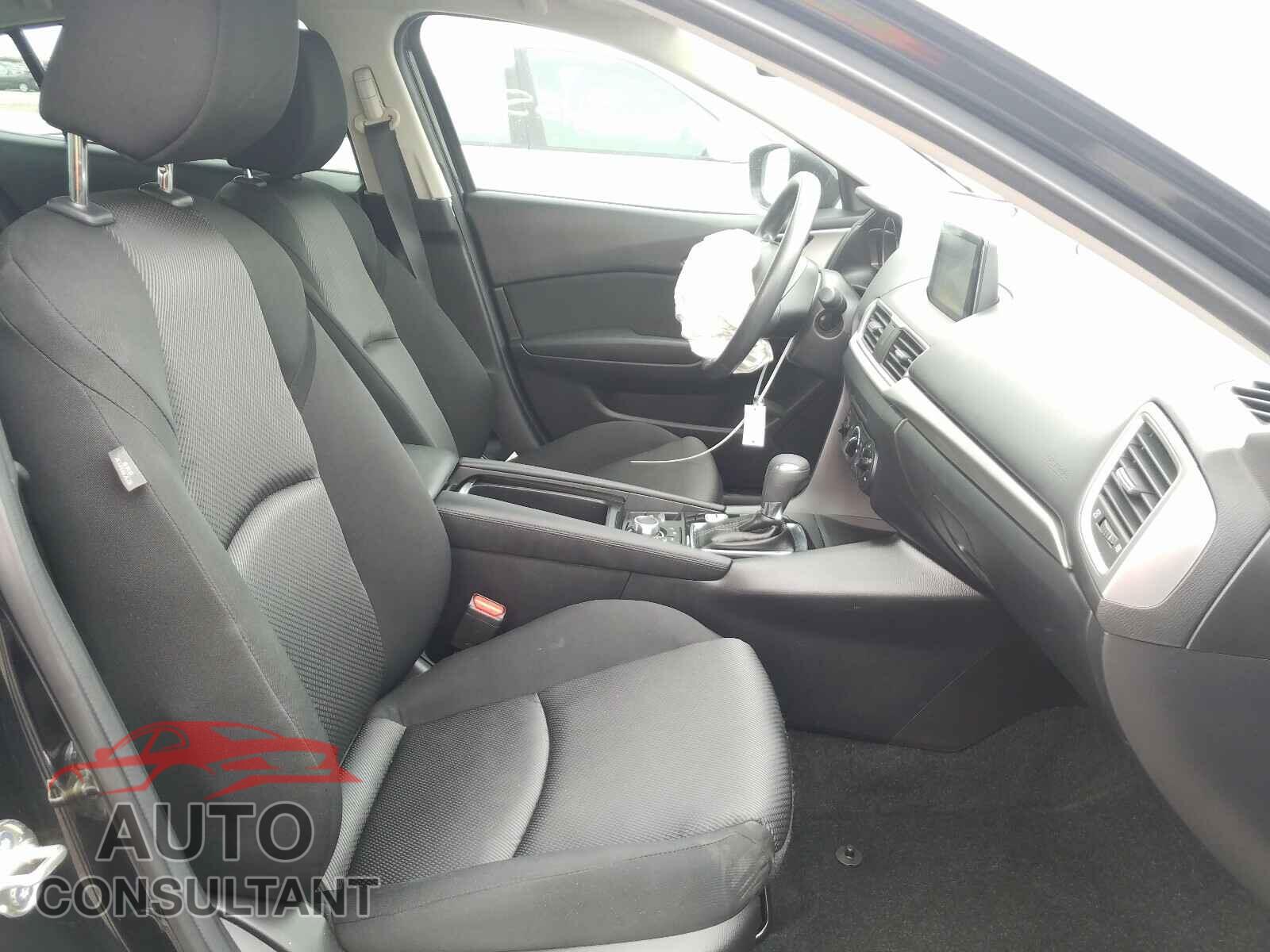 MAZDA 3 2017 - 3MZBN1U75HM143216