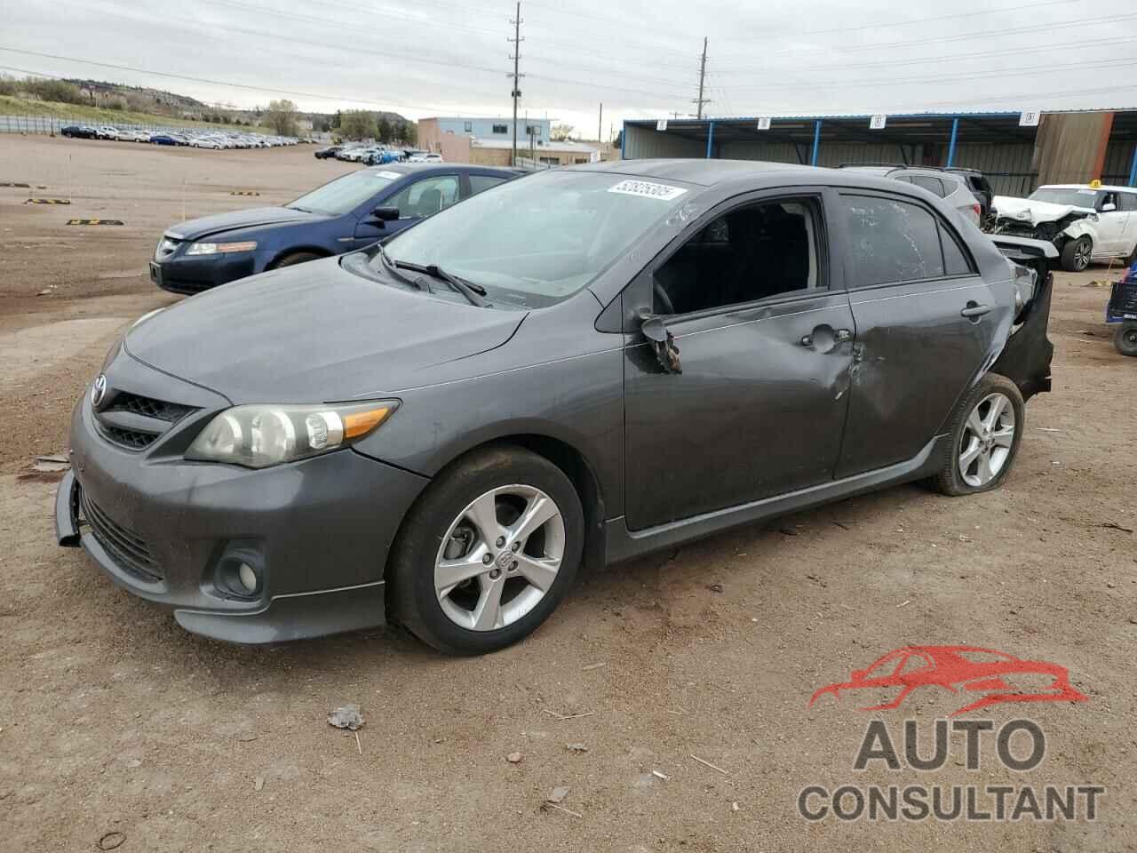 TOYOTA COROLLA 2013 - 2T1BU4EE0DC081019