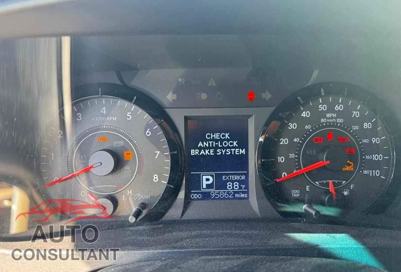 TOYOTA SIENNA 2017 - 5TDKZ3DCXHS843362