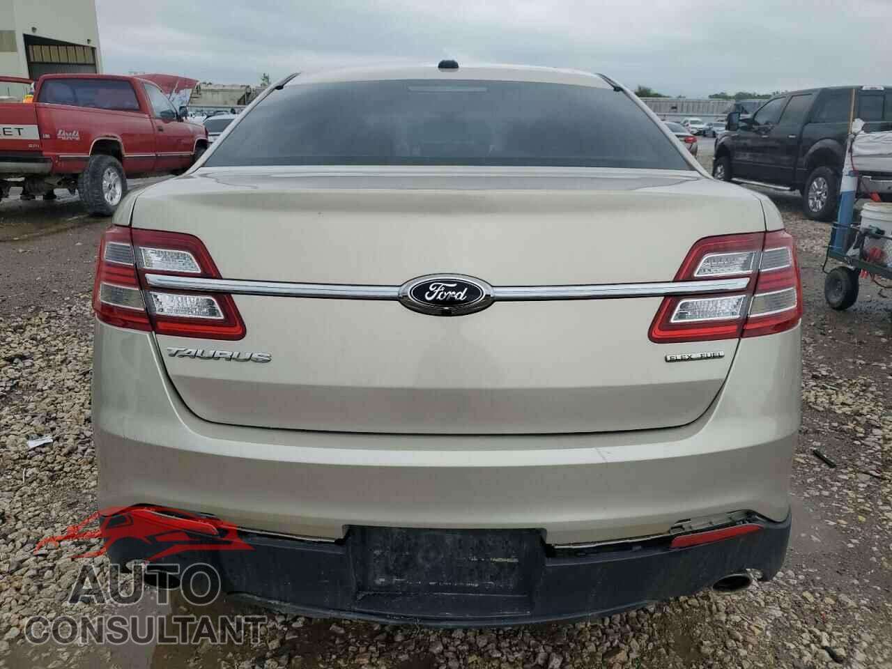 FORD TAURUS 2017 - 1FAHP2D88HG118767