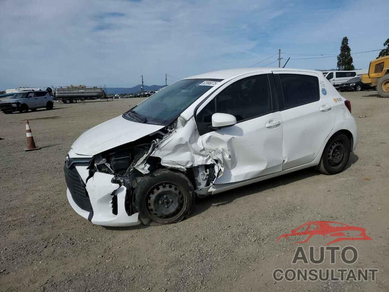 TOYOTA YARIS 2017 - VNKKTUD38HA085131