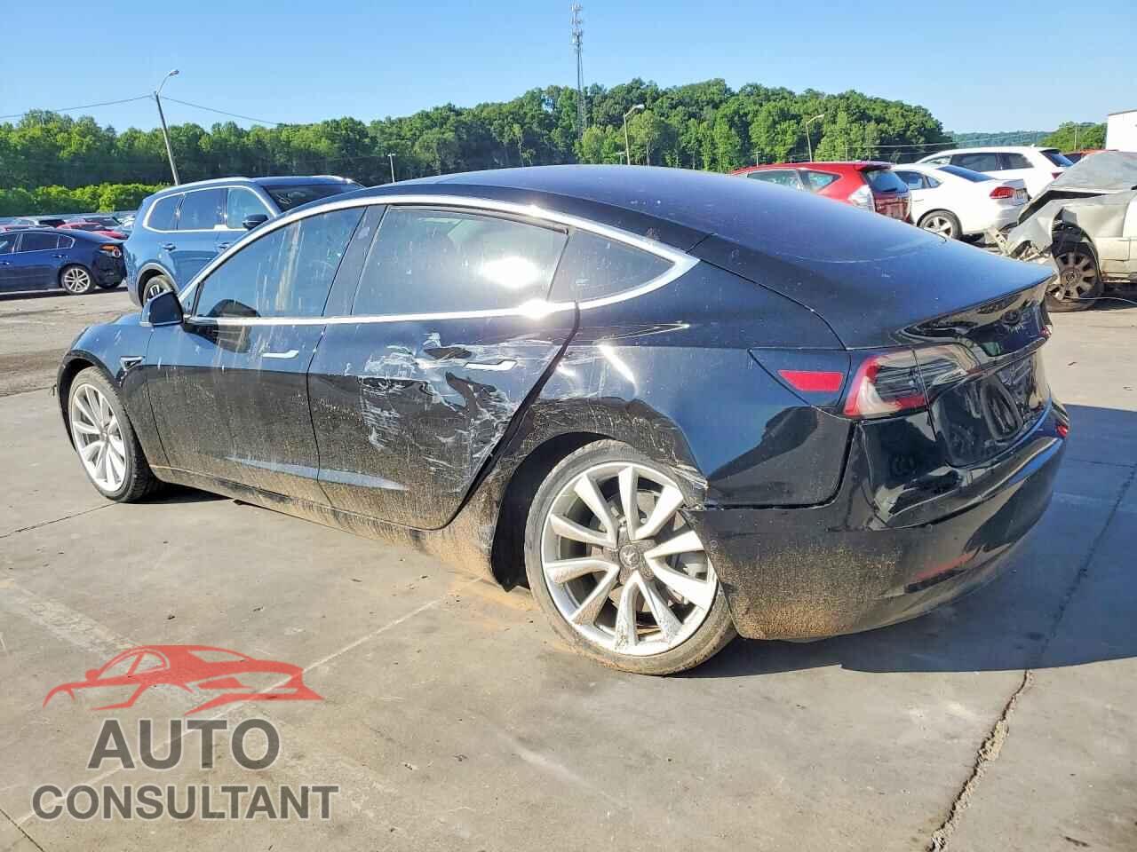 TESLA MODEL 3 2018 - 5YJ3E1EA5JF060171