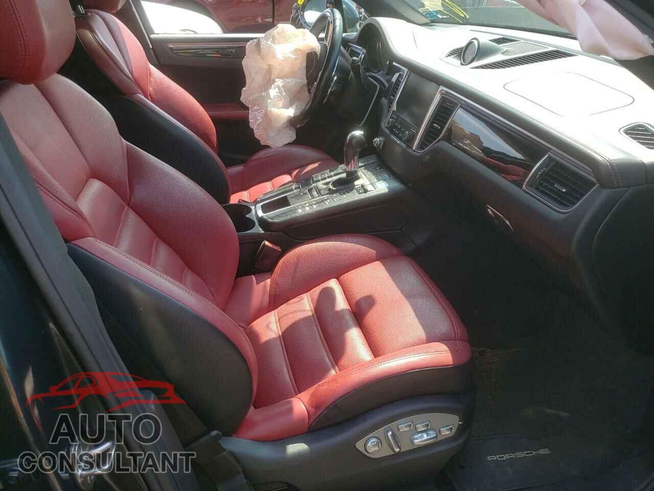 PORSCHE MACAN 2018 - WP1AA2A57JLB01610