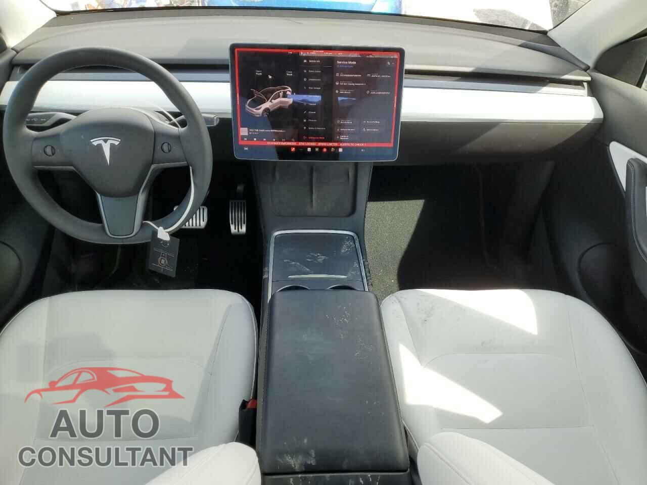 TESLA MODEL Y 2021 - 5YJYGDEEXMF268300
