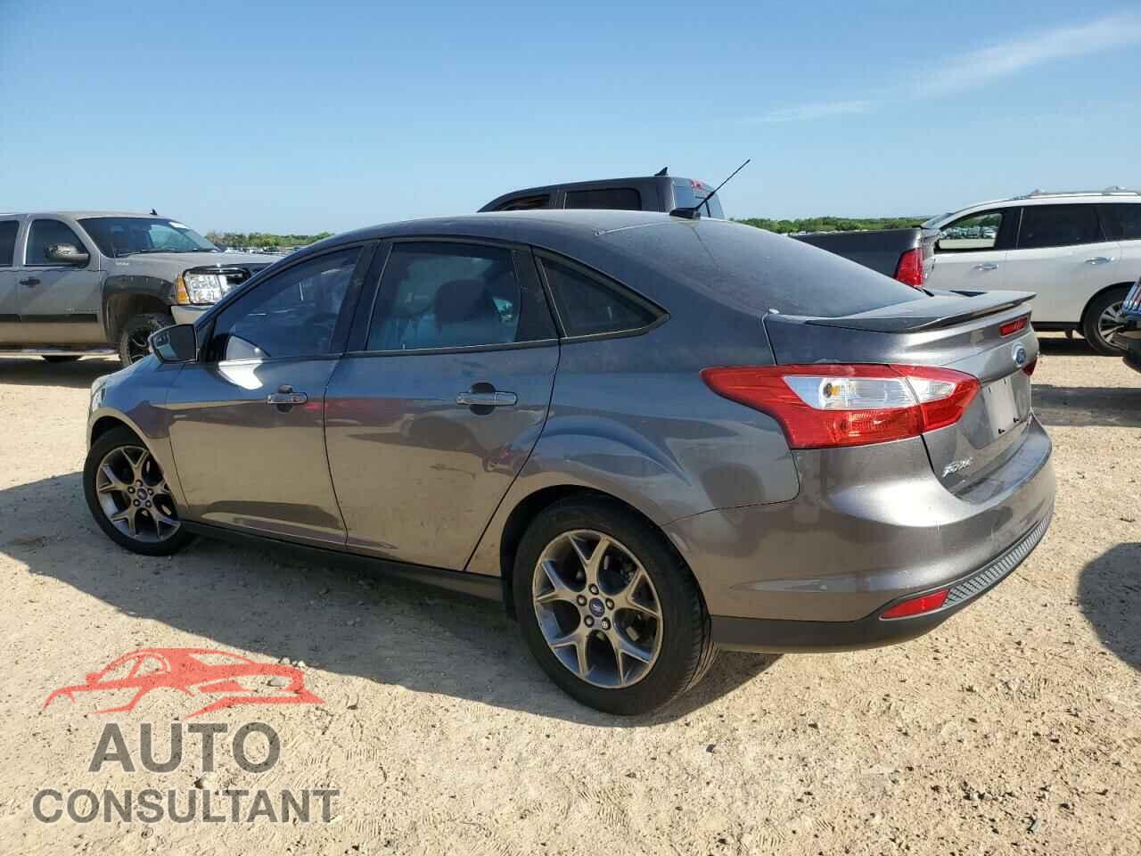 FORD FOCUS 2013 - 1FADP3F2XDL283847