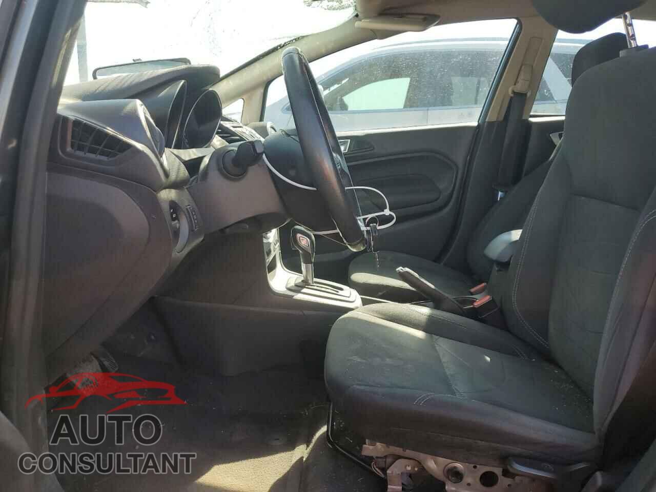 FORD FIESTA 2015 - 3FADP4EJ8FM221475
