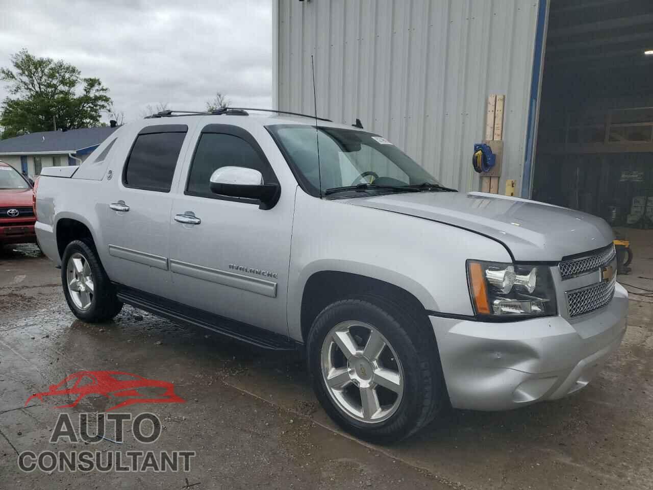 CHEVROLET AVALANCHE 2013 - 3GNMCEE04DG325726