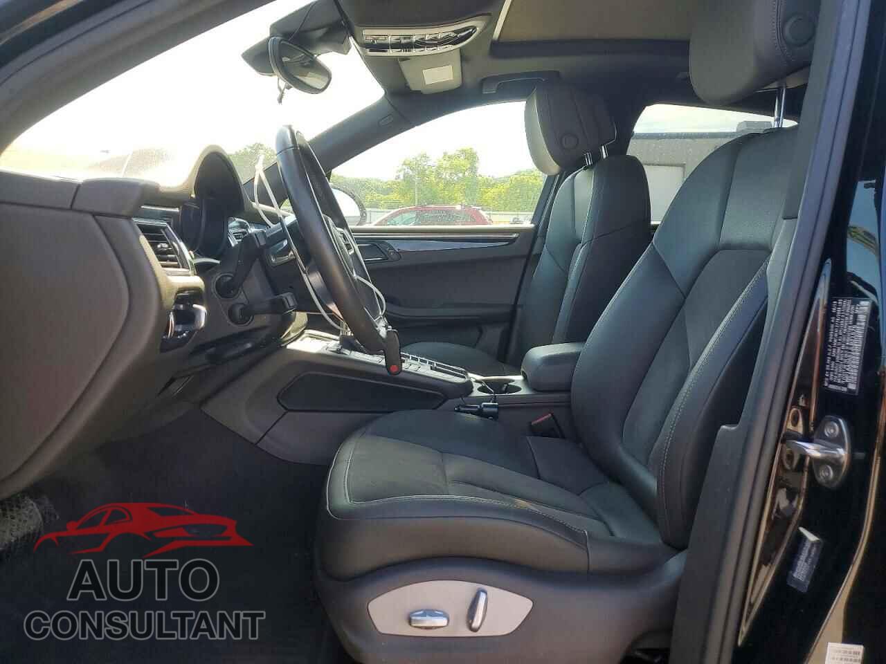 PORSCHE MACAN 2018 - WP1AA2A51JLB21576