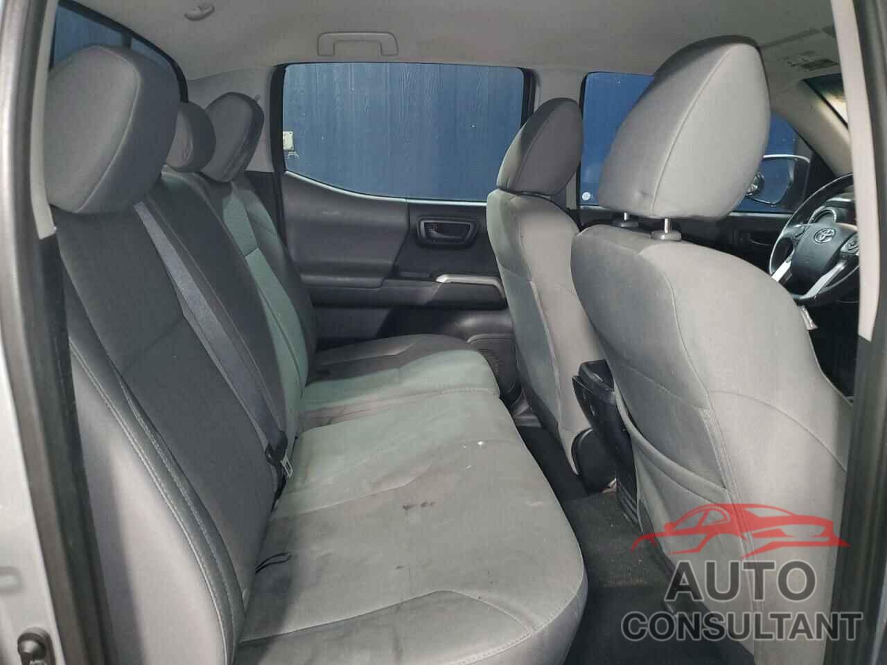 TOYOTA TACOMA 2017 - 5TFAZ5CN8HX041168