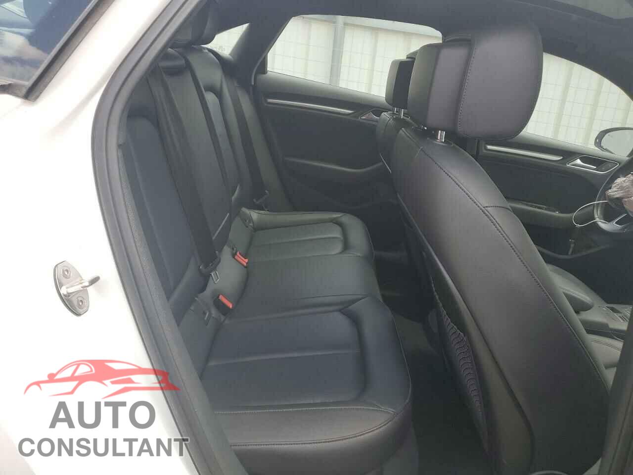 AUDI A3 2017 - WAUB8GFF3H1020963
