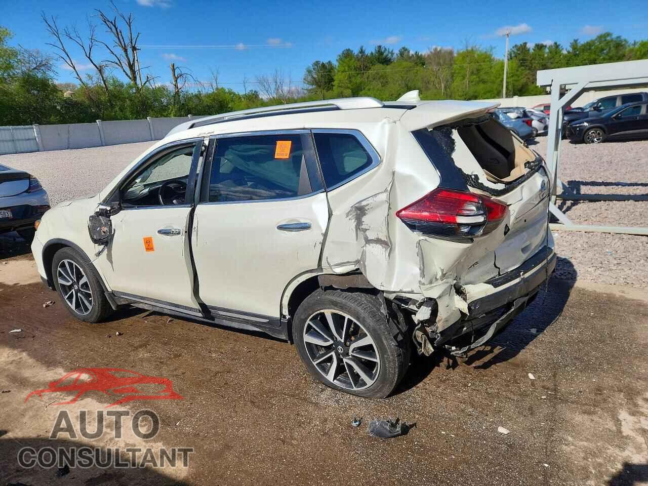 NISSAN ROGUE 2017 - 5N1AT2MV5HC868109