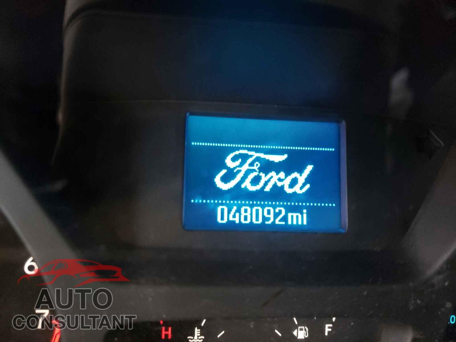 FORD TRANSIT CO 2017 - 1FTYR1ZM9HKA99759