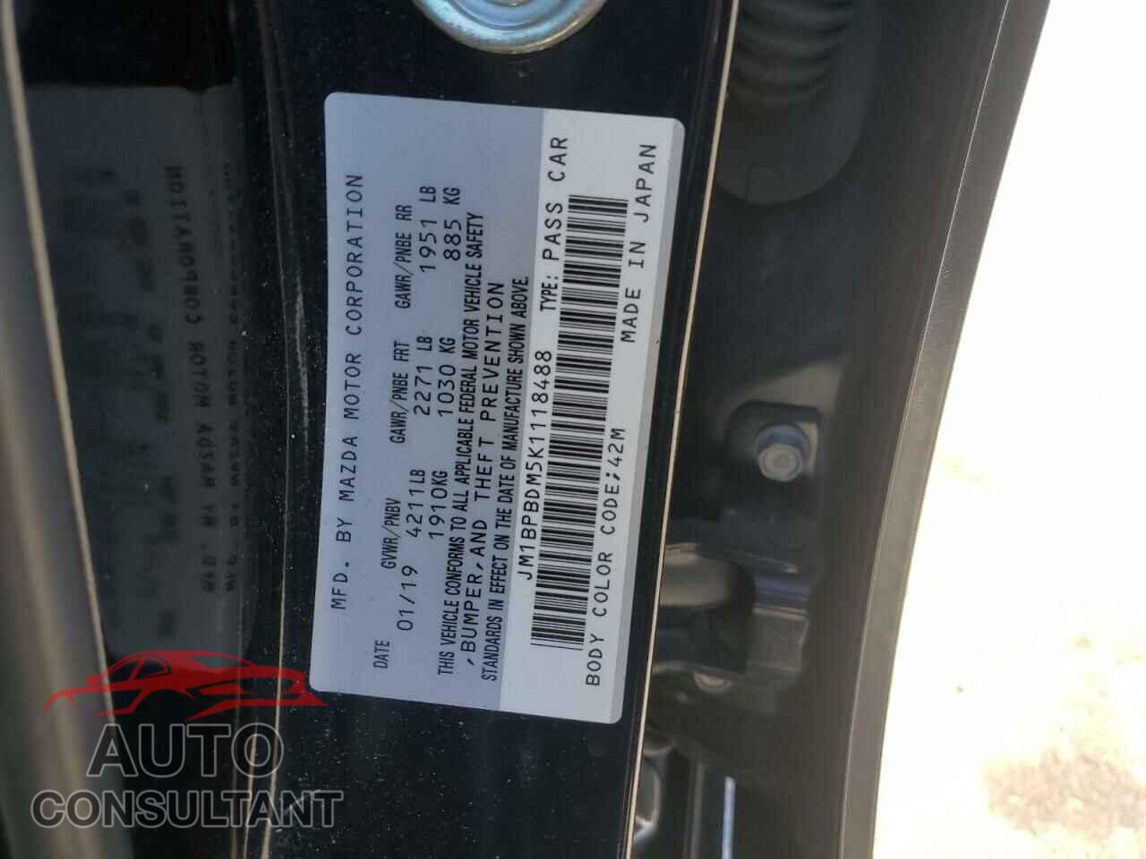 MAZDA 3 2019 - JM1BPBDM5K1118488