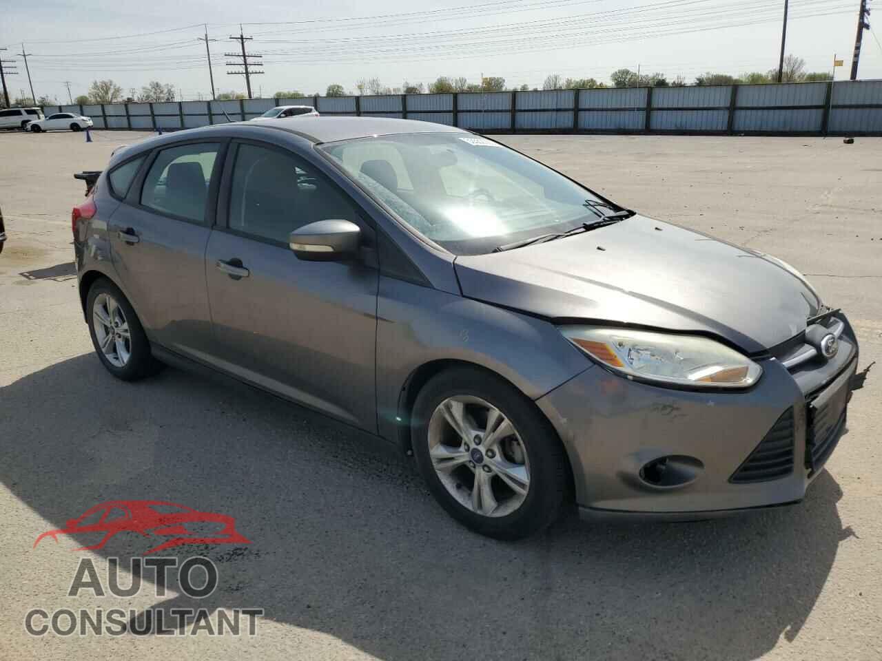 FORD FOCUS 2014 - 1FADP3K22EL110444