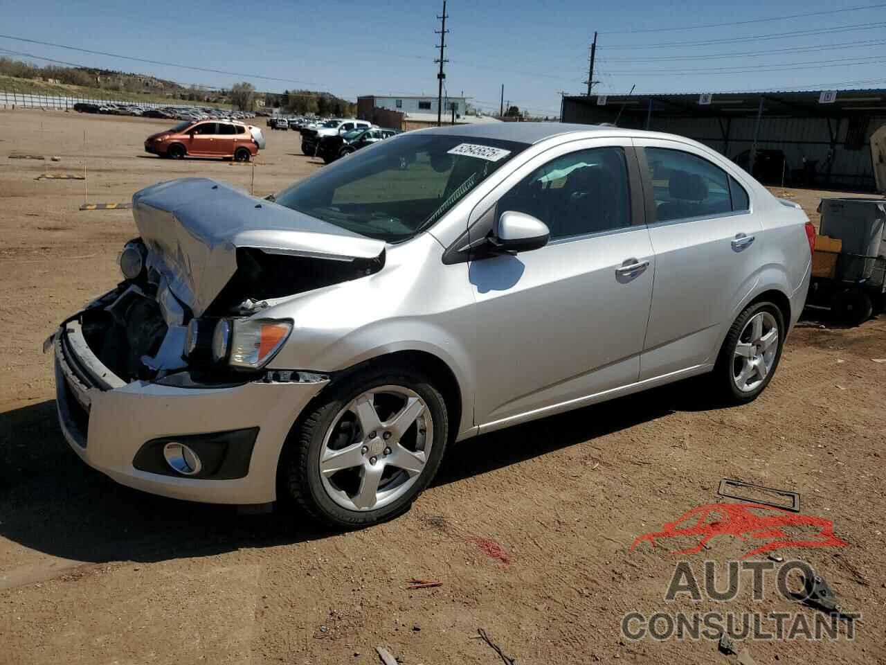 CHEVROLET SONIC 2015 - 1G1JE5SBXF4104930