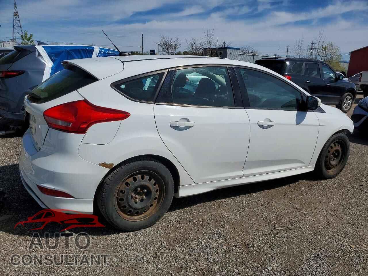 FORD FOCUS 2017 - 1FADP3K23HL305019