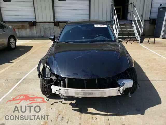 LEXUS IS 2014 - JTHBE1D26E5011363