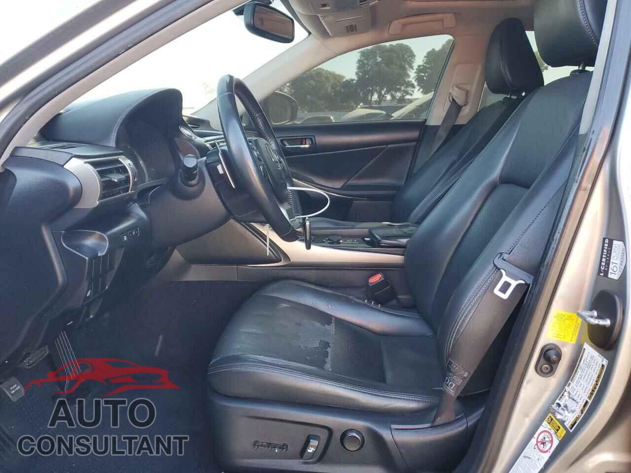 LEXUS IS 2014 - JTHBF1D2XE5023884