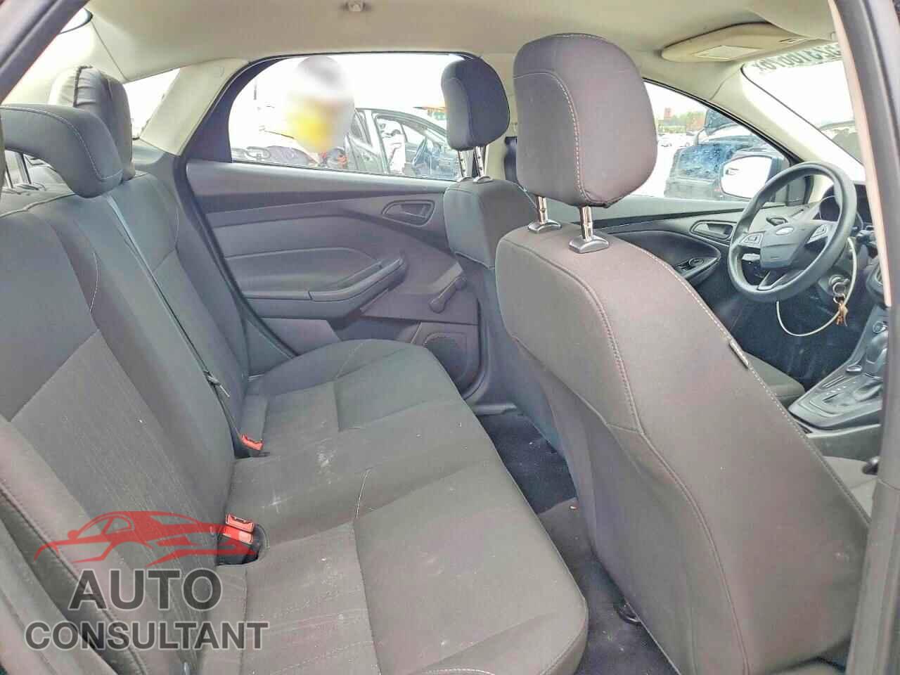 FORD FOCUS 2016 - 1FADP3E25GL237090